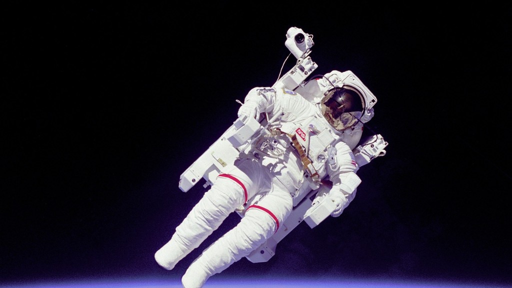 How to be nasa astronaut?