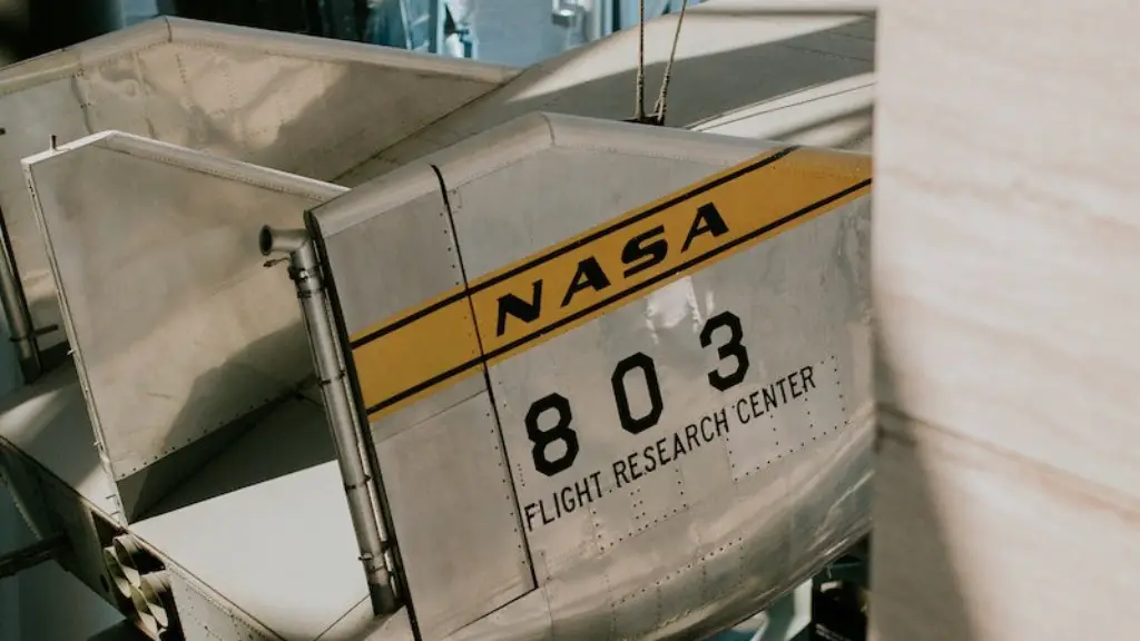 Does nasa drug test interns?