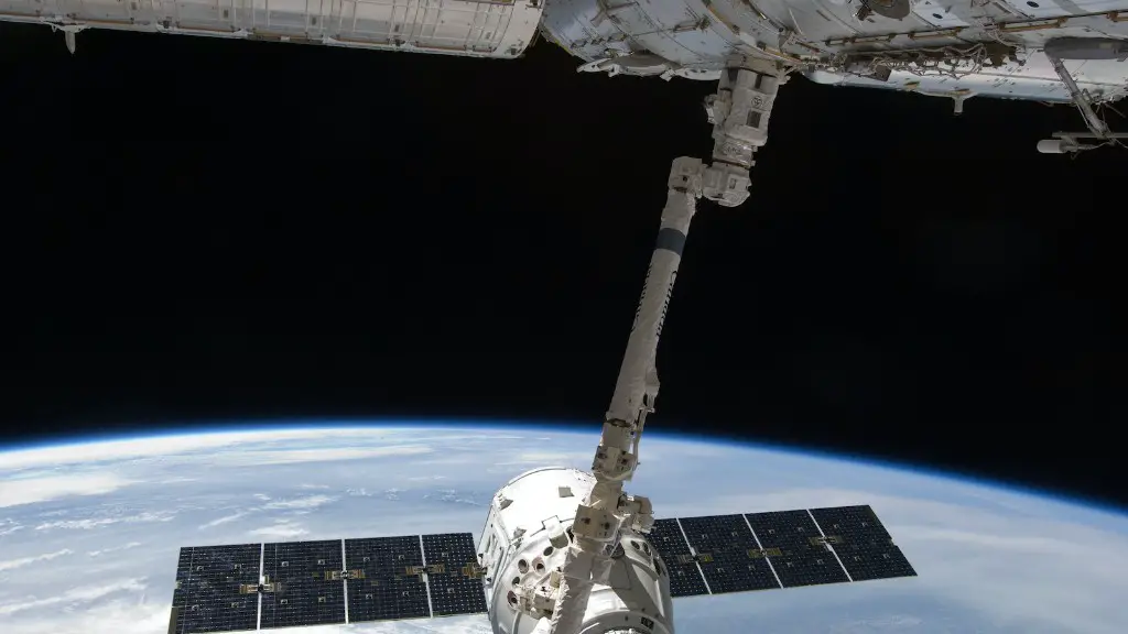 How spacex makes money?
