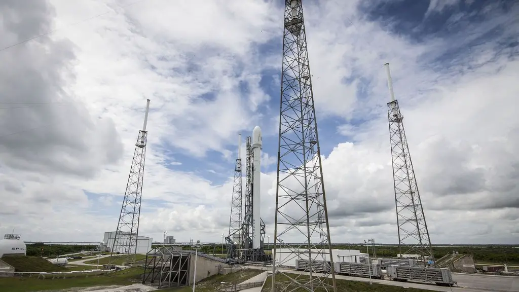 Where can i watch spacex launch on tv?