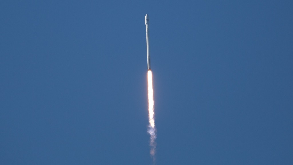How can i watch the spacex launch today?