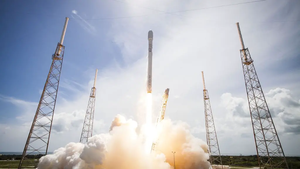 How many employees spacex?